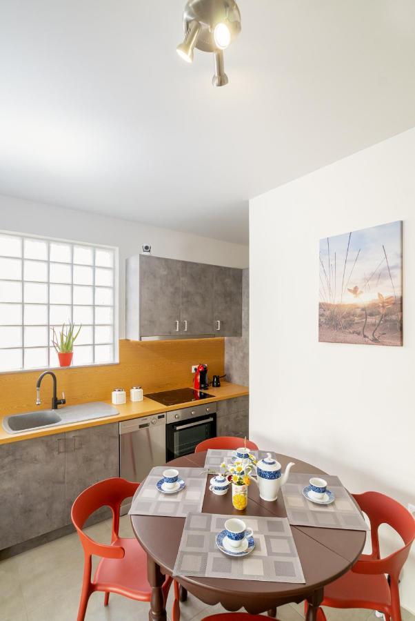 Achilles Maisonette باليكاسترون المظهر الخارجي الصورة